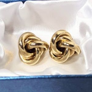 Vintage little knots earrings, gold tone